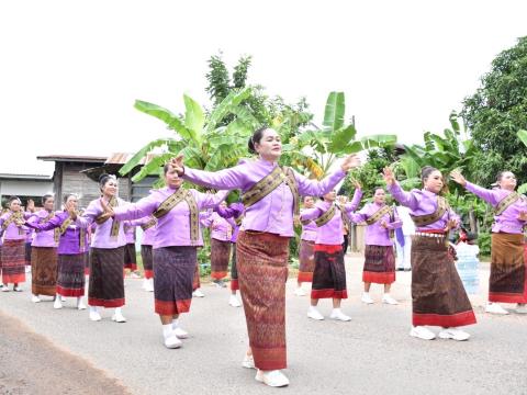 พิิธีอัญเชิญโคมประทีปพระราชทาน สมเด็จพระกนิษฐาธิราชเจ้า กรมสมเด็จพระเทพรัตนราชสุดาฯ สยามบรมราชกุมารี ณ วัดบ้านค้อ ต.โคกสะอาด