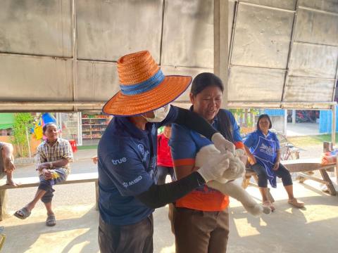 ลงพื้นที่ฉีดวัคซีนป้องกันโรคพิษสุนัขบ้า ตามโครงการสัตว์ปลอดโรค คนปลอดภัย จากโรคพิษสุนัขบ้า
