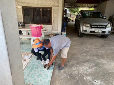 ลงพื้นที่ฉีดวัคซีนป้องกันโรคพิษสุนัขบ้า ตามโครงการสัตว์ปลอดโรค คนปลอดภัย จากโรคพิษสุนัขบ้า