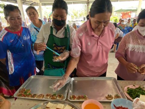 โครงการอบรมทักษะอาชีพระยะสั้น กิจกรรม การทำขนมบ้าบิ่นมะพร้าวอ่อนและขนมปังหน้าหมู ประจำปีงบประมาณ 2567 วันที่ 29 กุมภาพันธ์ 2567