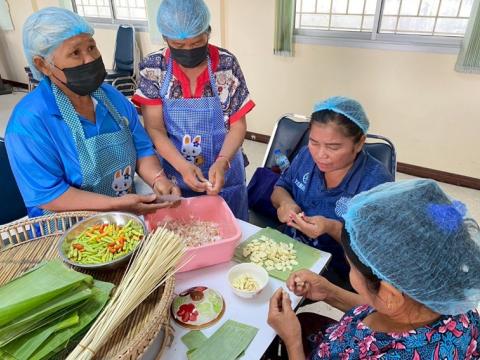 โครงการอบรมทักษะอาชีพระยะสั้น กิจกรรม การทำปลาส้มปลาตะเพียน การทำส้มหมูแบบห่อด้วยใบตอง และการห่อแบบถุงพลาสติก ประจำปีงบประมาณ 2568 วันที่ 26 เดือน มีนาคม พ.ศ. 2568