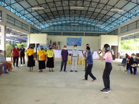 ​โครงการโรงเรียนผู้สูงอายุ สังคมสูงวัย ใส่ใจสุขภาพ วันที่ 1 กรกฎาคม 2565​ ณ​ หอประชุม​องค์การ​บริหาร​ส่วน​ตำบล​โคก​สะอาด (สัปดาห์ที่2)